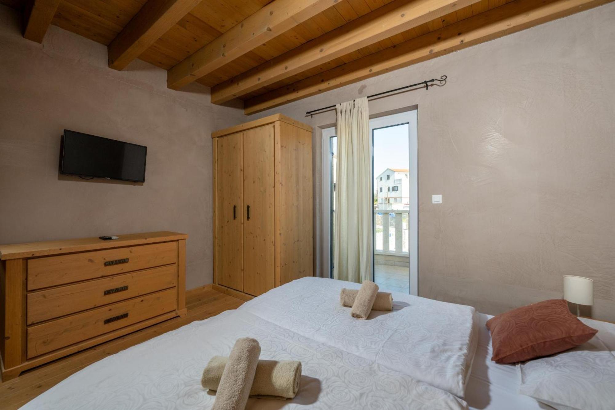 6-Bedroom Villa Chiara With Sea View プレマントゥーラ エクステリア 写真