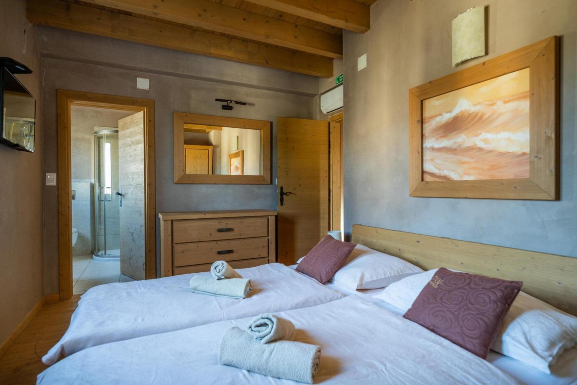 6-Bedroom Villa Chiara With Sea View プレマントゥーラ エクステリア 写真