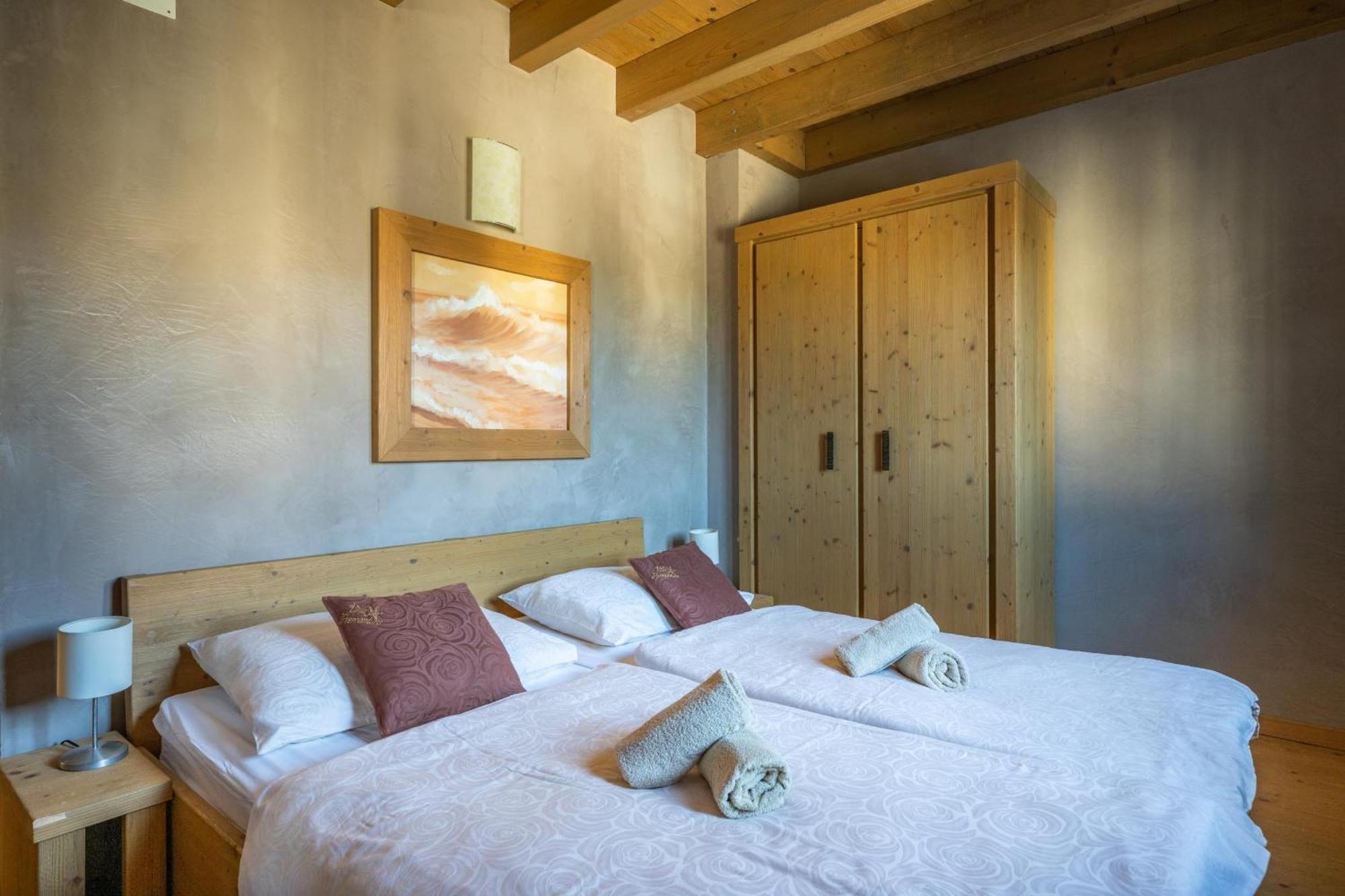 6-Bedroom Villa Chiara With Sea View プレマントゥーラ エクステリア 写真