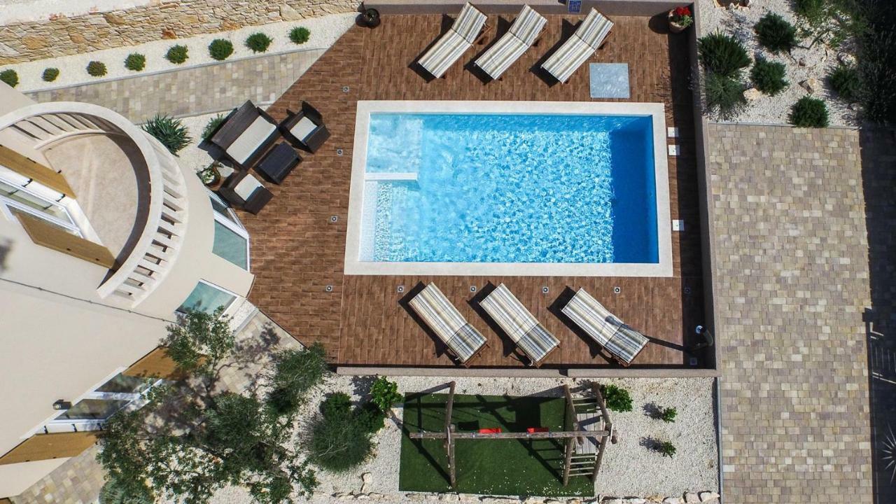 6-Bedroom Villa Chiara With Sea View プレマントゥーラ エクステリア 写真