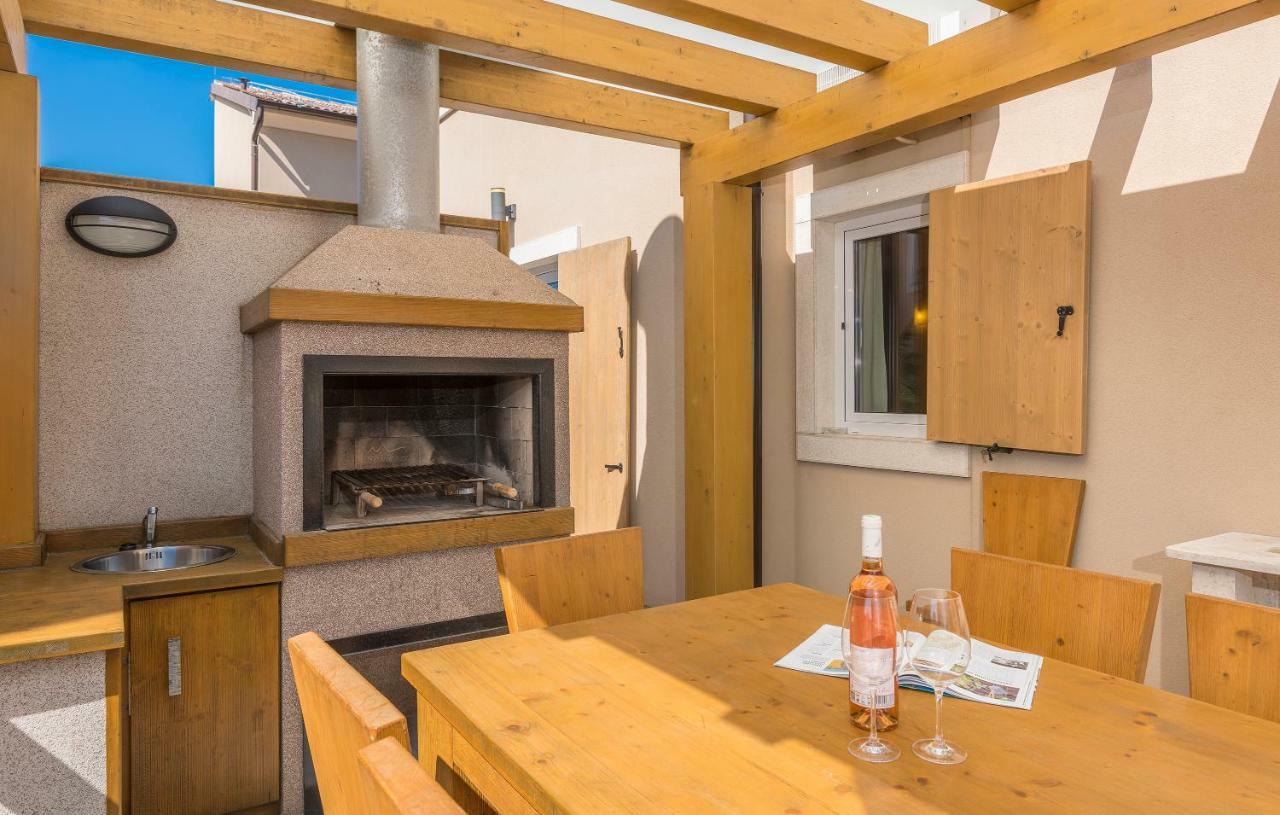 6-Bedroom Villa Chiara With Sea View プレマントゥーラ エクステリア 写真
